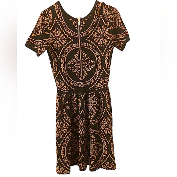 Romeo + Juliet Couture Damask Intarsia Knit Short Sleeves Zip Size Small Dress. - Picture 3 of 7